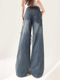 High-Waisted Straps For A Loose Fit Ripped Jeans