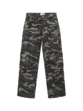 Lockere Workwear-Cargo-Jeans im Camouflage-Stil