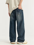 Klassische, lockere Retro-Jeans mit weitem Bein