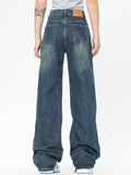 Zerrissene Jeans im amerikanischen Stil mit weitem Bein und Mop-Rippen