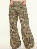 Lockere Cargohose mit Camouflage-Muster