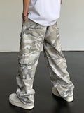 Men's Gray Camo Straight Leg Cargo Pants