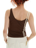 Asymmetrisches Tanktop in Retro-Kontrastfarbe