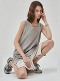 Tanktop mit verwaschenem Used-Look und Schlitz am Saum